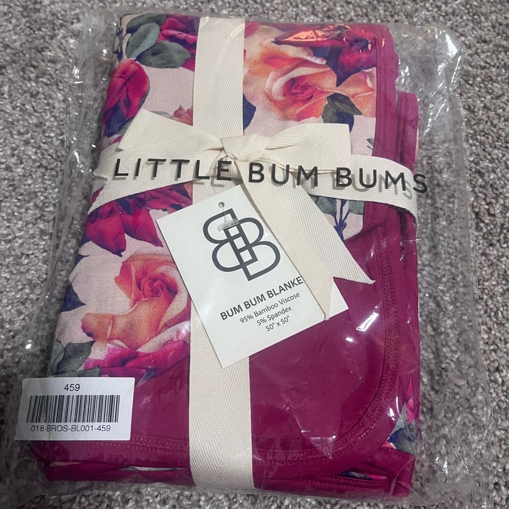 Little Bum Bums Rose Blanket